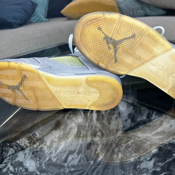 Jordan 2011 Wolf Grey 5s Size 6.5 - Picture 4 of 10